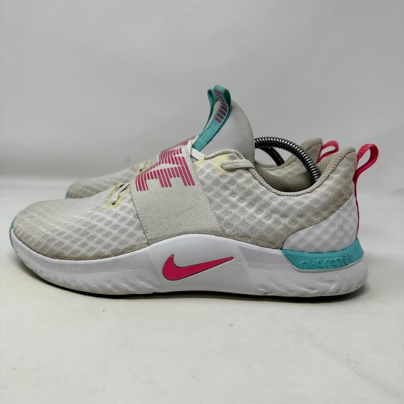 Nike Shoes - Nike Renew In-Season TR 9